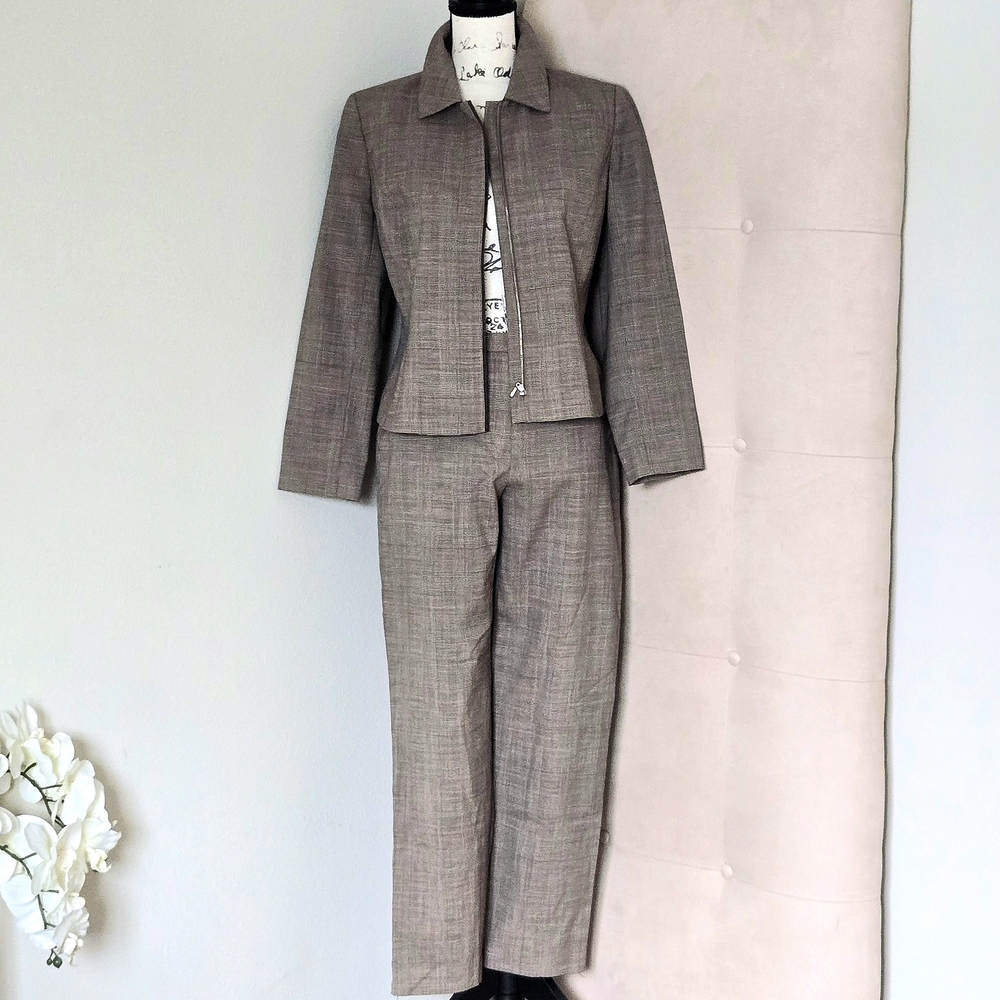FLAWED* VTG 100% Wool WOOLMARK Glen Plaid Pantsuit, Zipper Blazer, Fully Lined
